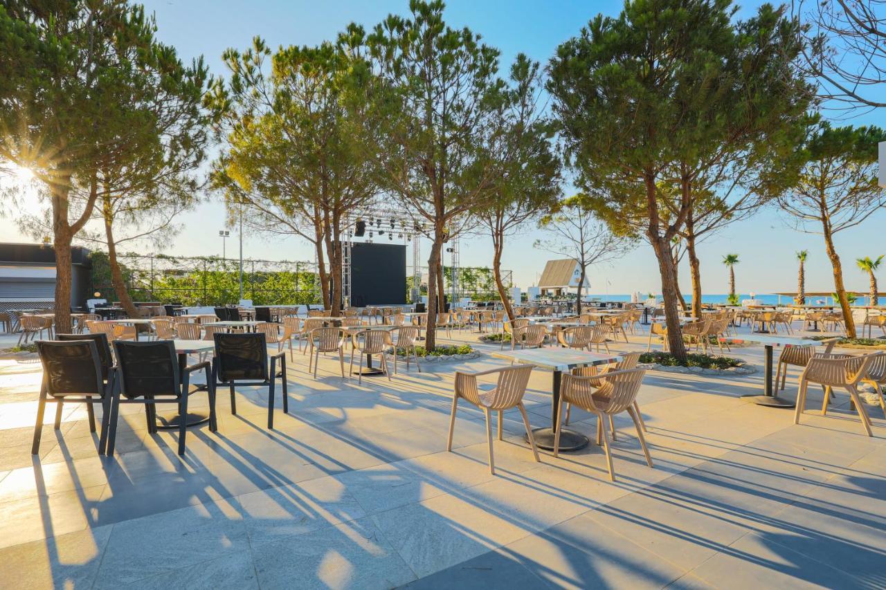 אנטליה Crystal Centro Resort - Ultimate All Inclusive מראה חיצוני תמונה
