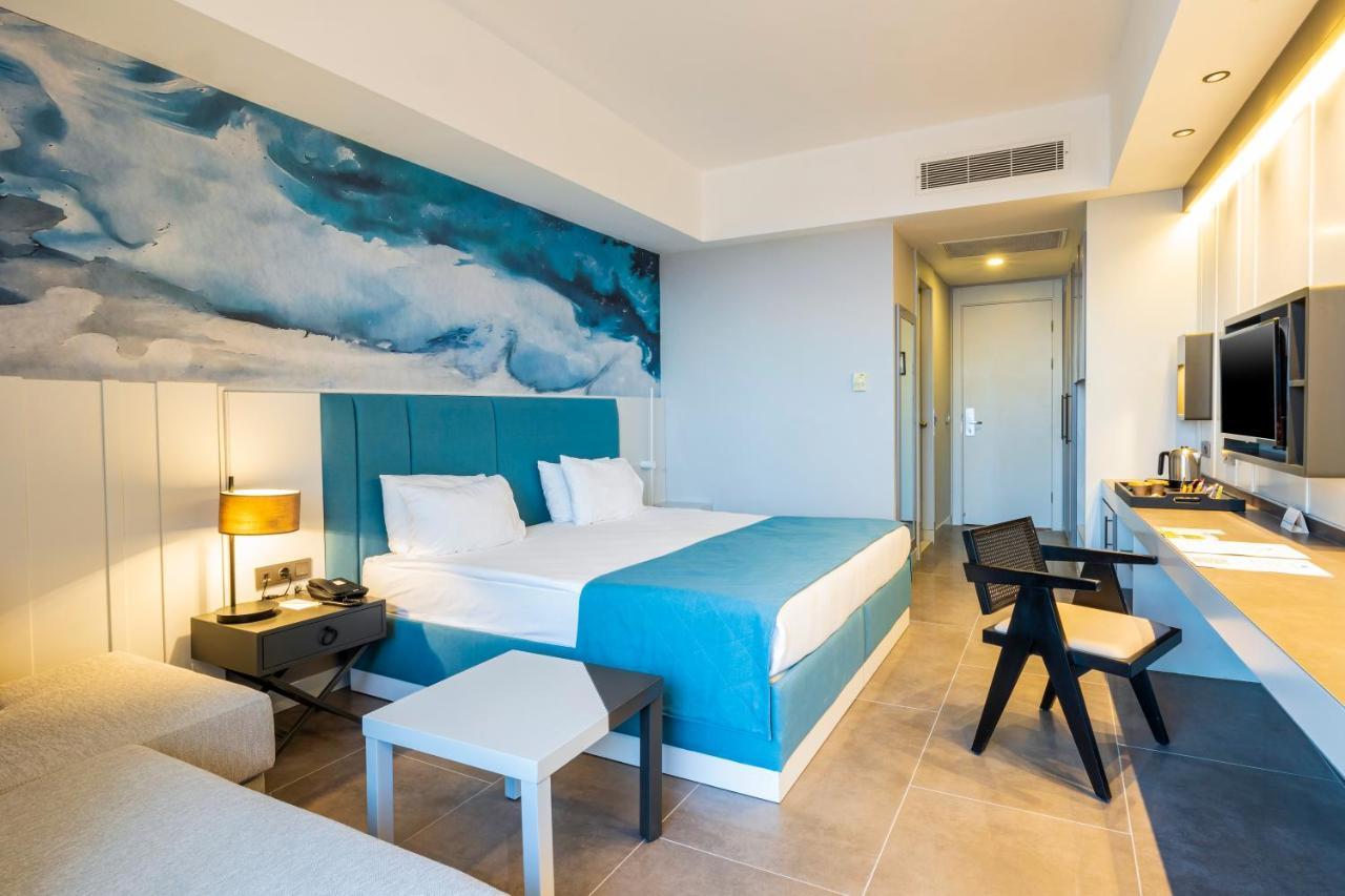 אנטליה Crystal Centro Resort - Ultimate All Inclusive מראה חיצוני תמונה