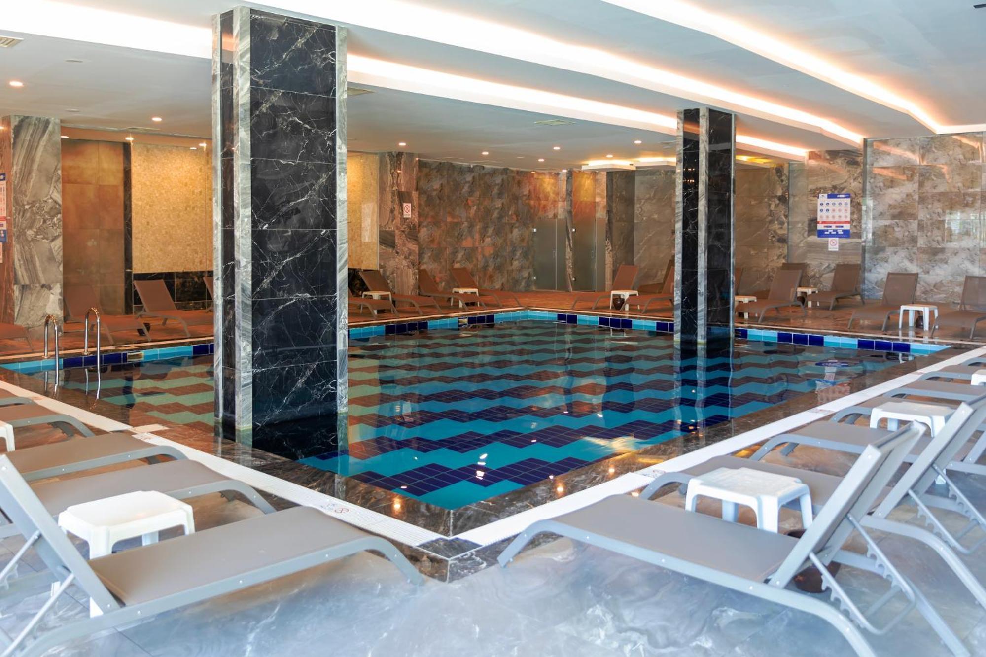 אנטליה Crystal Centro Resort - Ultimate All Inclusive מראה חיצוני תמונה