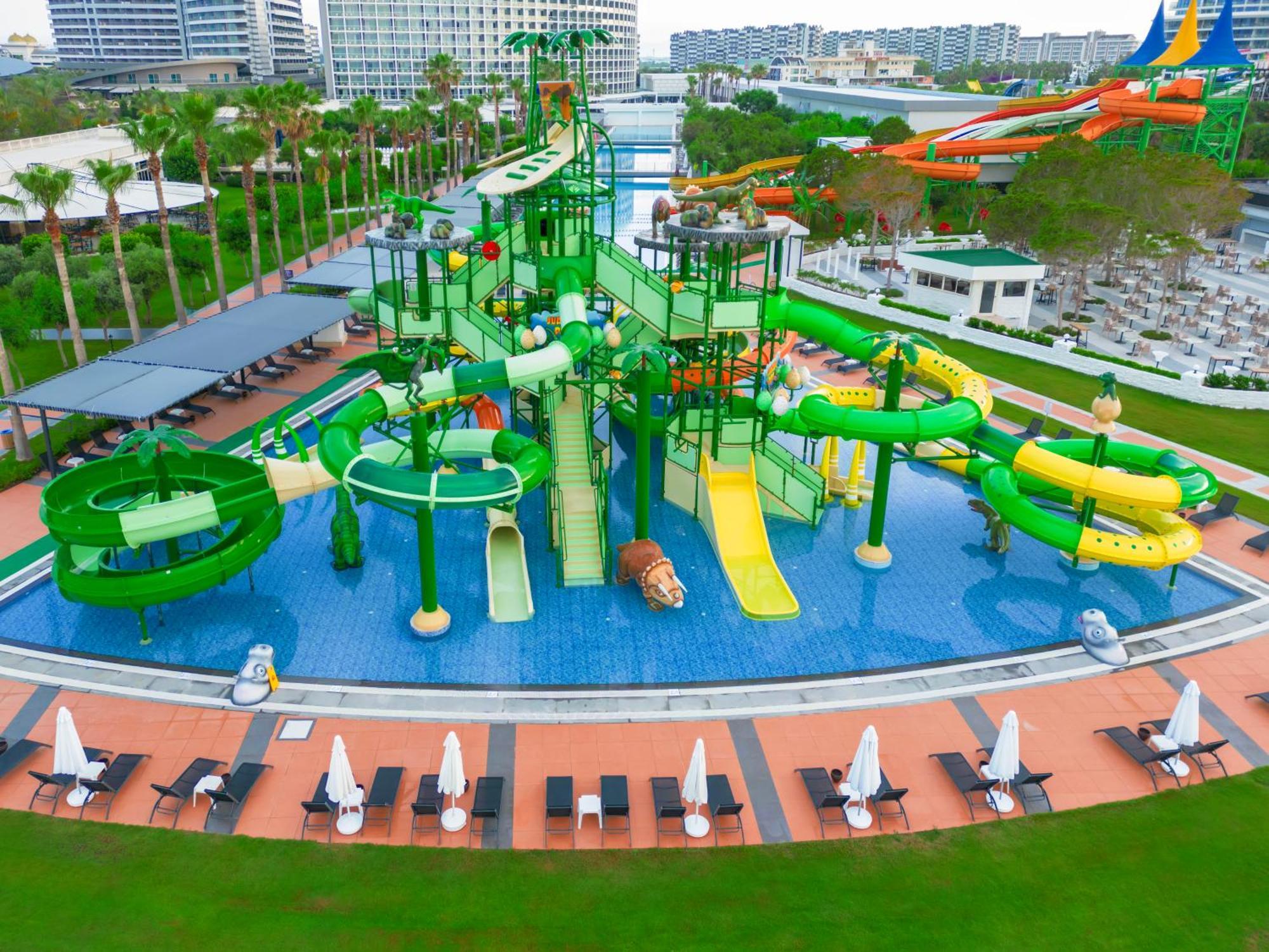 אנטליה Crystal Centro Resort - Ultimate All Inclusive מראה חיצוני תמונה
